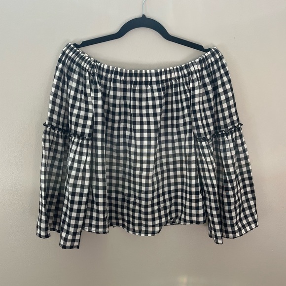 Who What Wear black and white checkered off the shoulder top - Picture 2 of 8
